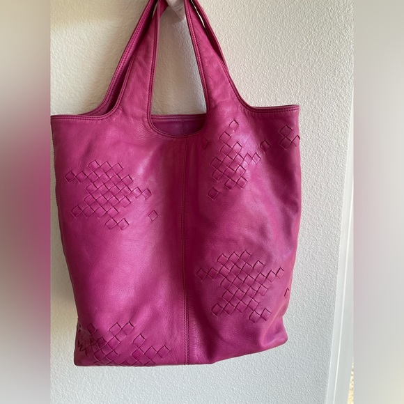 Bottega Veneta Intrecciato Hot Pink Buttery Soft Leather Tote Bag - Picture 2 of 15